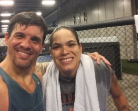 Mestre Anderson França treina Amanda Nunes para luta principal do UFC, dia 12