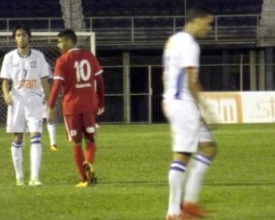 Frizão bate o América e fica mais perto da semifinal da Copa Rio