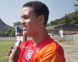 Friburguense goleia o Goytacaz por 5 a 0 em estreia na Copa Rio