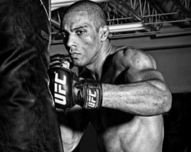 Friburguense sobe hoje ao octógono e encara Ferguson pelo TUF Finale
