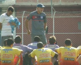 Tricolor da Serra inicia caminhada no estadual em casa, contra o Macaé