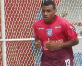 Pouco badalado, Ronaldo brilha e torna-se titular do Friburguense