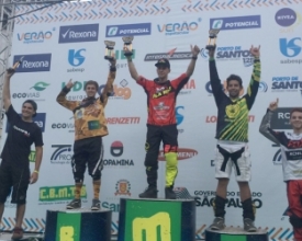 Friburguense conquista 2º lugar em categoria na  Descida das Escadas de Santos
