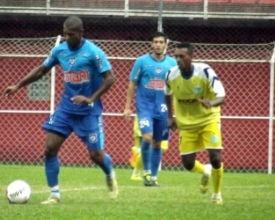Com participação de reforços, Friburguense vence jogo-treino