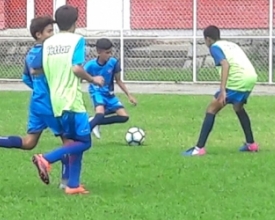 Escolinhas iniciam temporada com retorno aos treinos