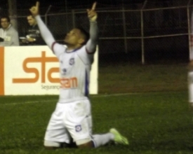 Jarles marca e Frizão bate o Duque de Caxias no Eduardo Guinle