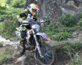 Equipe Friburgo Off Road coleciona conquistas em competições de enduro