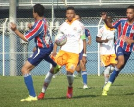 Frizão juvenil se despede da torcida com derrota