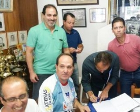 Wagner Faria reeleito presidente do Friburguense para os próximos três anos