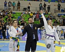 Friburguense Mariah Verbicário é ouro no Internacional de jiu-jítsu