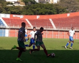 Friburguense pressiona, mas Barra da Tijuca é quem vence