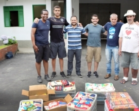 Futebol Solidário da Imprensa: donativos são entregues
