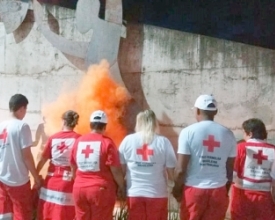 Homenagem à memória das vítimas da tragédia de 2011