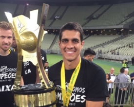 Friburguense Lucas Siqueira é tricampeão estadual de futebol
