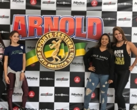 Pole dance de Friburgo brilha em evento internacional em SP