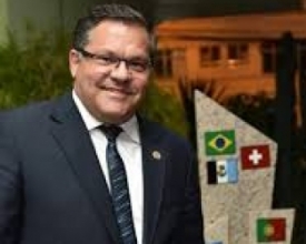 Suspensão da posse de deputados estaduais presos não afeta Louback