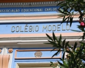 Concerto do centenário do Colégio Modelo terá solo de máquina de escrever