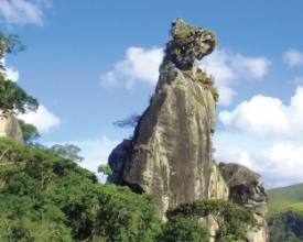 Pedra do Cão Sentado agora é oficialmente patrimônio friburguense