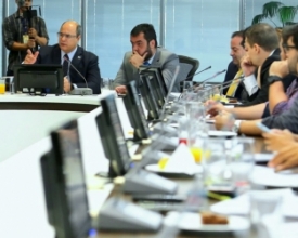 Governador Witzel faz balanço e prevê melhor cenário em 2020