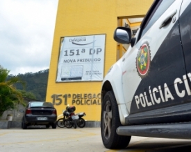 Pai e filho são presos em Friburgo por estupro de duas crianças