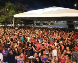 Praça Dermeval tem grito de carnaval neste fim de semana