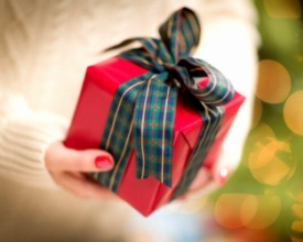 Saiba seus direitos e em quais casos o presente de Natal pode ser trocado