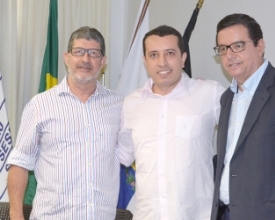 Secretário de Saúde é exonerado e médica assume cargo