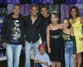 Uma família completa e harmoniosa formada em apenas 15 dias