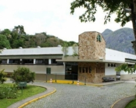 Parceria entre prefeitura e Unimed vai permitir tratamento do câncer em Friburgo 