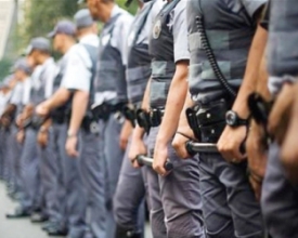 Homem é assassinado a tiros em escadão do Floresta