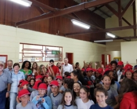 Parceria com governo suíço viabiliza investimentos em escola pública