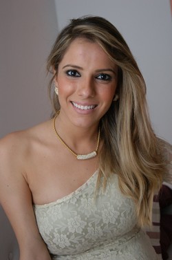 Paola Machado
Por Lúcio Cesar Pereira