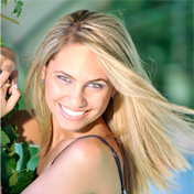 Katelin Gomes
maquiagem Contém 1g
por Lúcio Cesar Pereira Katelin Gomes
maquiagem Contém 1g
por Lúcio Cesar Pereira