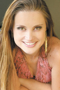Josiane Frezer
por Lúcio Cesar Pereira Josiane Frezer
por Lúcio Cesar Pereira