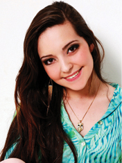 Clara Taranto
Maquiagem Contém1g
por Lúcio Cesar Pereira Clara Taranto
Maquiagem Contém1g
por Lúcio Cesar Pereira