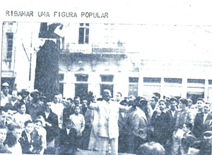 Ribamar, uma figura popular. (Crédito para Hermano Fontão, acervo de Betito Fontão) Ribamar, uma figura popular. (Crédito para Hermano Fontão, acervo de Betito Fontão)