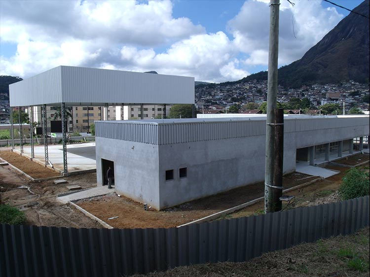 A Praça CEU, em fase final de construção, é aguardada com expectativa pela comunidade (Foto: Lúcio César Pereira)