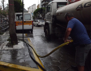 Estrutura do Carnaval 2014 começa  a ser desmontada em Nova Friburgo