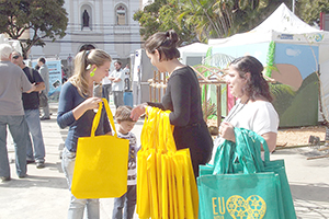 Dia Mundial do Meio Ambiente é comemorado com evento na praça