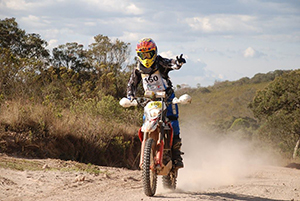 ESPORTE - Pilotos de Nova Friburgo colecionam sucessos em competições de enduro de regularidade