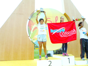 ESPORTES - Mirlene Silva brilha em corrida na capital