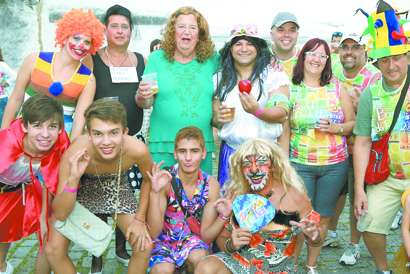 Bloco das Piranhas anima  o primeiro dia de carnaval