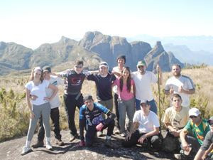 Friburguenses realizam travessia na Serra dos Órgãos