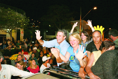 Rogério prefeito  e Grace vice