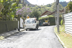 Prefeitura trabalhando na reconstrução da cidade dia a dia