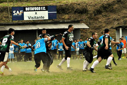 Classificado para a fase final, Yetis joga por título da Conferência Norte