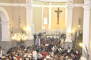 Banda sinfônica Campesina Friburguense se apresentou na Catedral São João Batista
