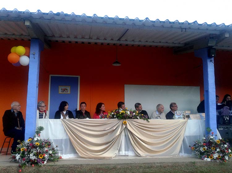 Inauguração contou com a presença de parentes e amigos do friburguense homenageado, Raphael Jaccoud, e autoridades (Cortesia de Girlan Guilland)