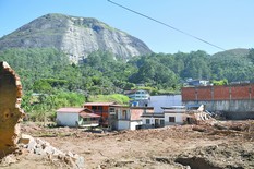 Nova Friburgo completa seis meses da catástrofe e ainda aguarda por obras