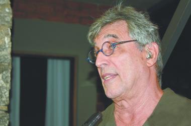 Ivan Lins relembra seus grandes sucessos em show no Sesc